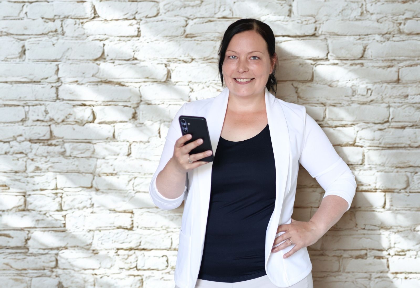 Krista Hakala - Meio Oy